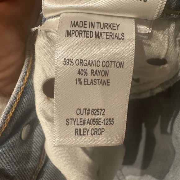 EUC Agolde Riley Straight Leg Crop - 24 - Picture 8 of 9